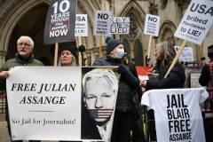 Julian Assange 52